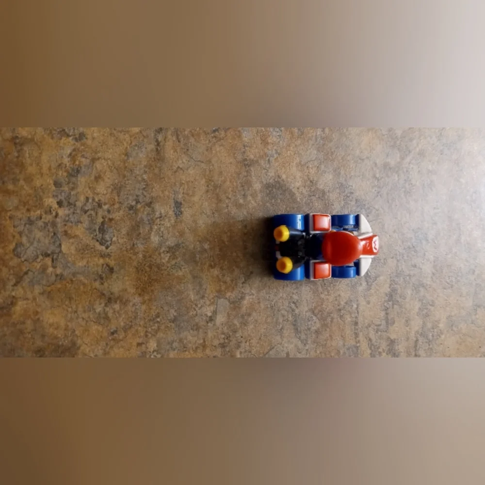Mario Kart 2018 Red and Blue Racer Toy Vehicle rare collection target car